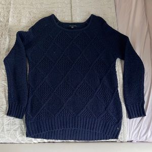 American Eagle navy blue sweater